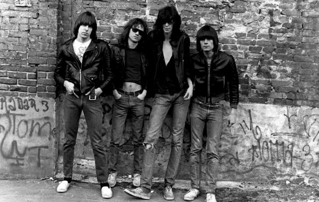 Shows: 10 músicas para dançar com os Ramones