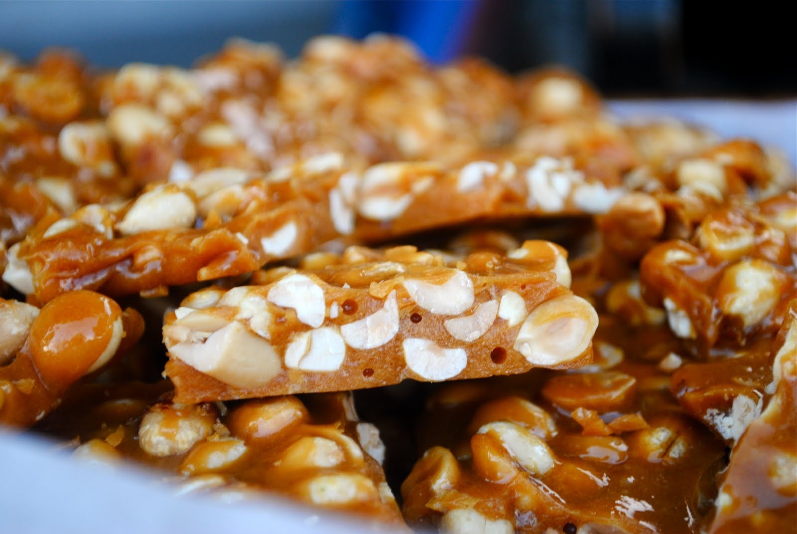 8 receitas de pé de moleque e pé de moça para adoçar sua Festa Junina