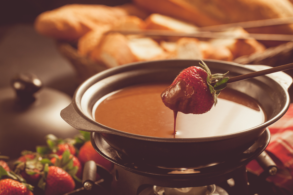 Restaurantes: Aprenda a fazer a Fondue de Doce de Leite do Chalezinho