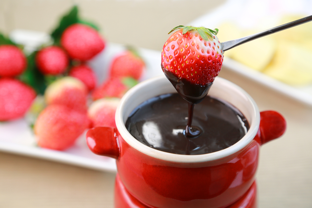 Restaurantes: Aprenda a fazer uma fondue de Nutella prática e deliciosa