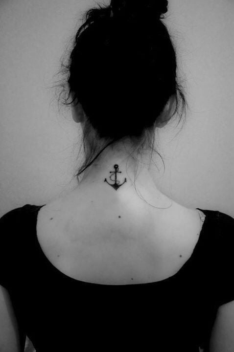 Onde fazer tatuagens femininas pequenas - Minimal Ink