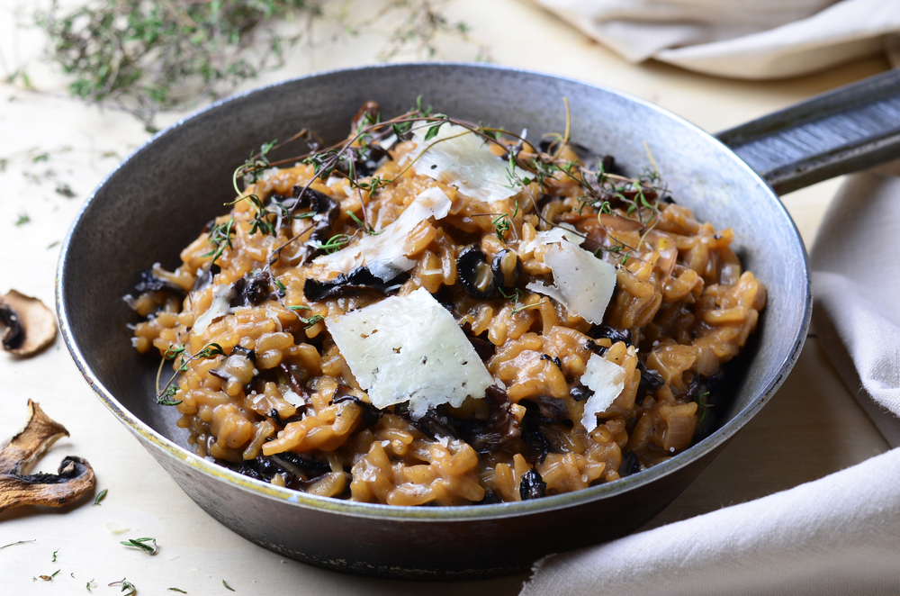 Risoto de funghi porcini com carne assada