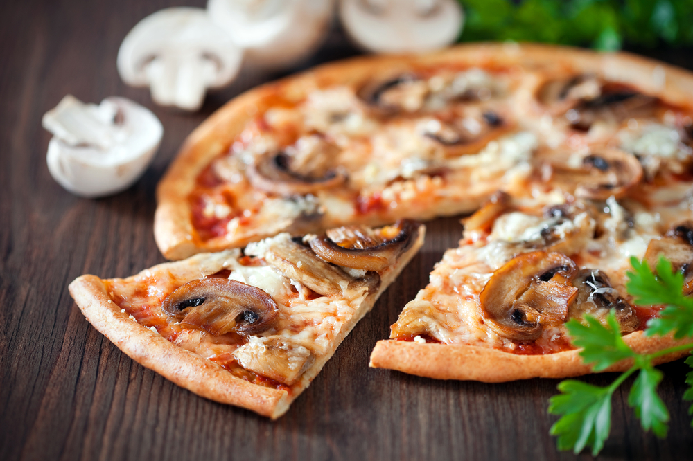 Pizza de funghi