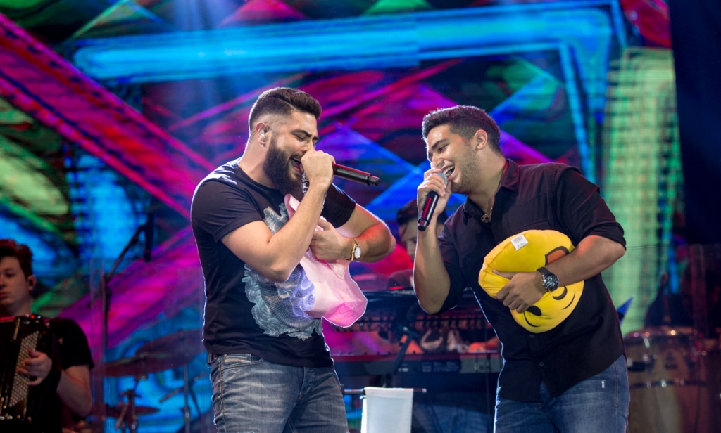 Shows: Farraial Sertanejo traz show de Henrique & Juliano para o Sambódromo do Anhembi