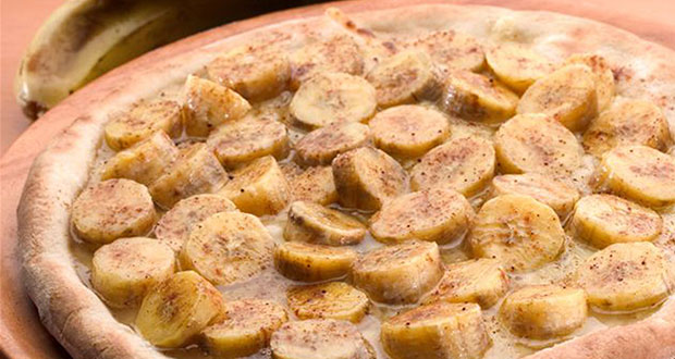 Pizza de Banana com Canela