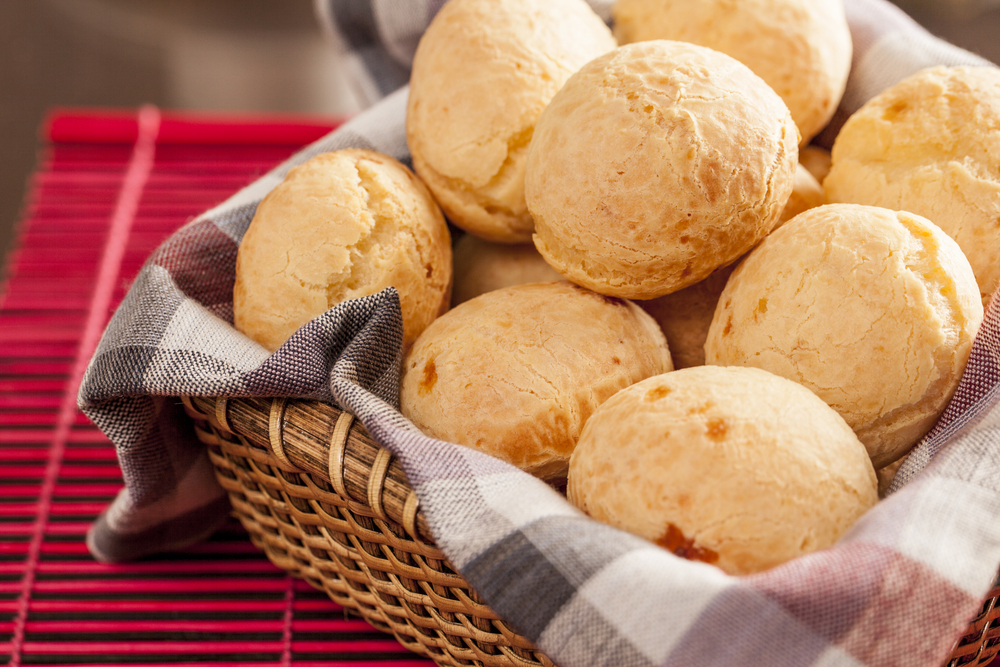 Pão de queijo (sem fermento)