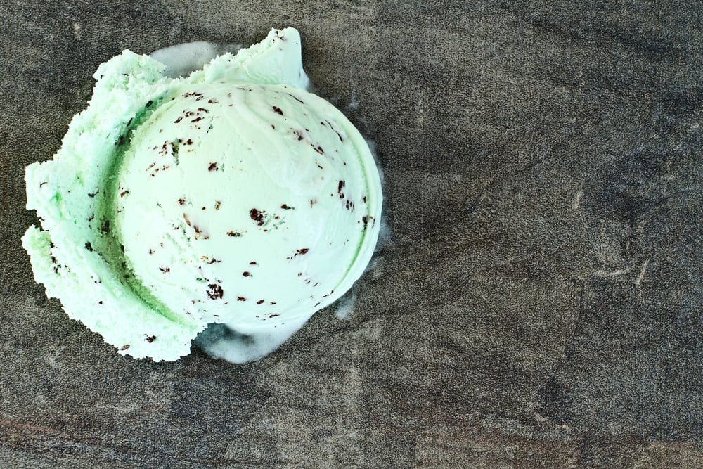 SORVETE DE MENTA COM CHOCOLATE