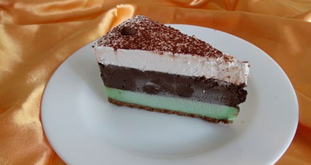 TORTA DE CHOCOMENTA