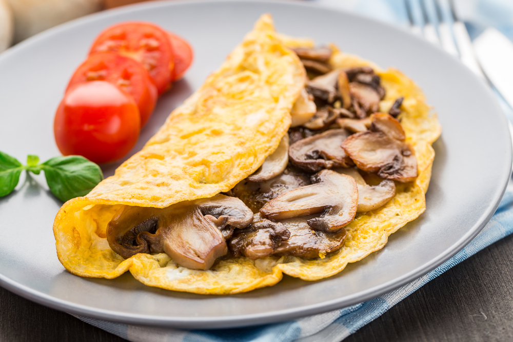 8 receitas para turbinar sua omelete e deixá-la deliciosa