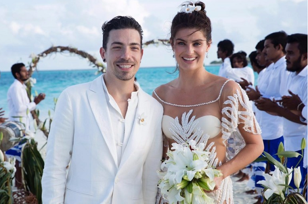 Comportamento: Isabeli Fontana e Di Ferrero se casam nas Ilhas Maldivas; veja fotos