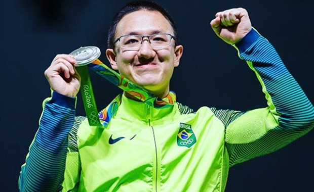 FELIPE WU | MEDALHA DE PRATA