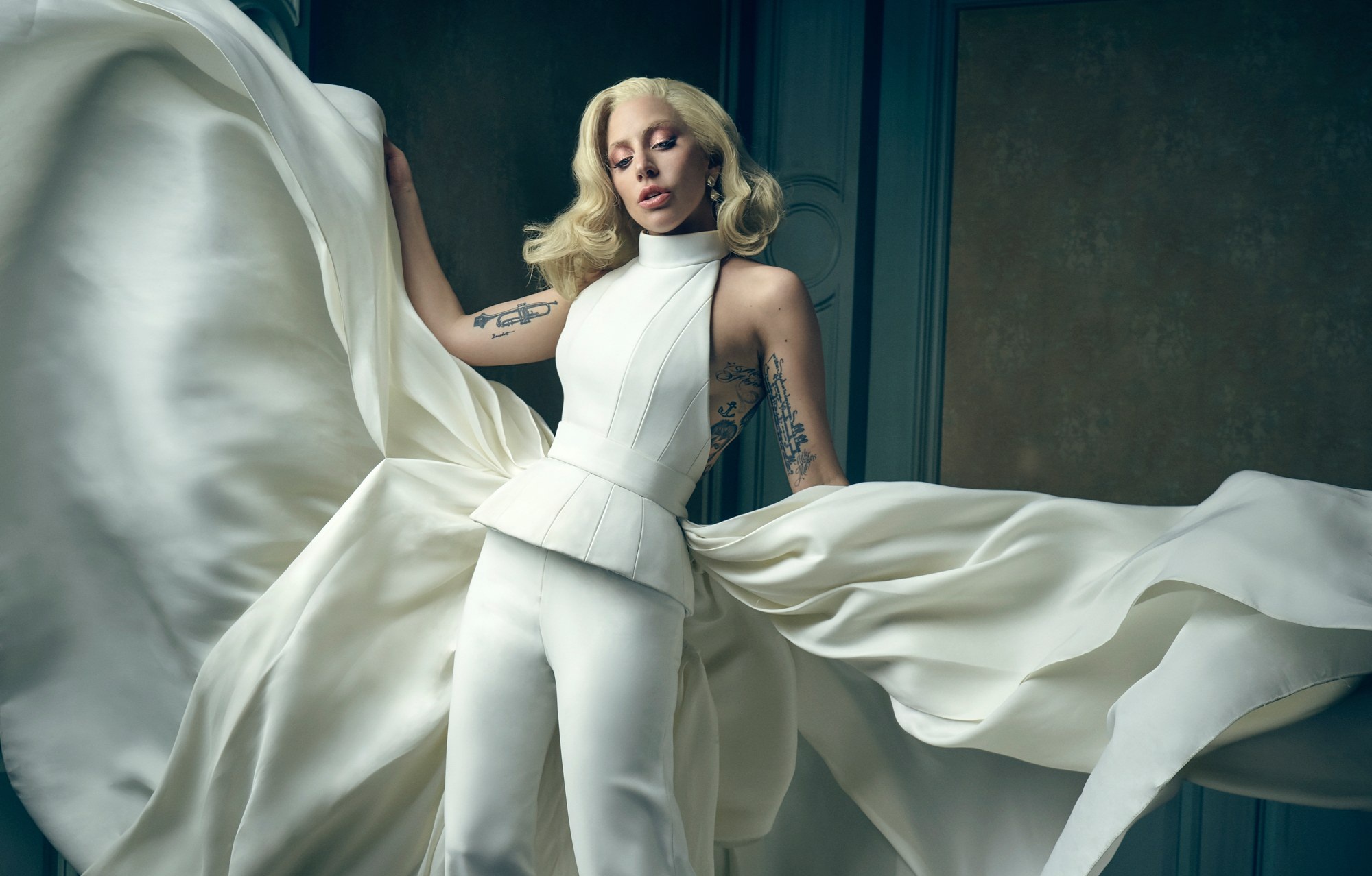 Shows: Lady Gaga apresenta novo single em evento fechado