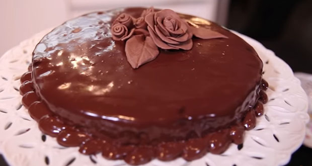 Restaurantes: Aprenda a fazer uma irresistível Torta Mousse Assada