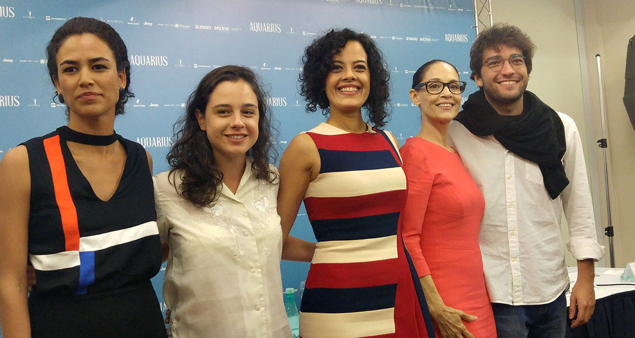 Cinema: “Vamos pra rua”, provoca Sônia Braga em meio a polêmicas envolvendo seu novo filme 